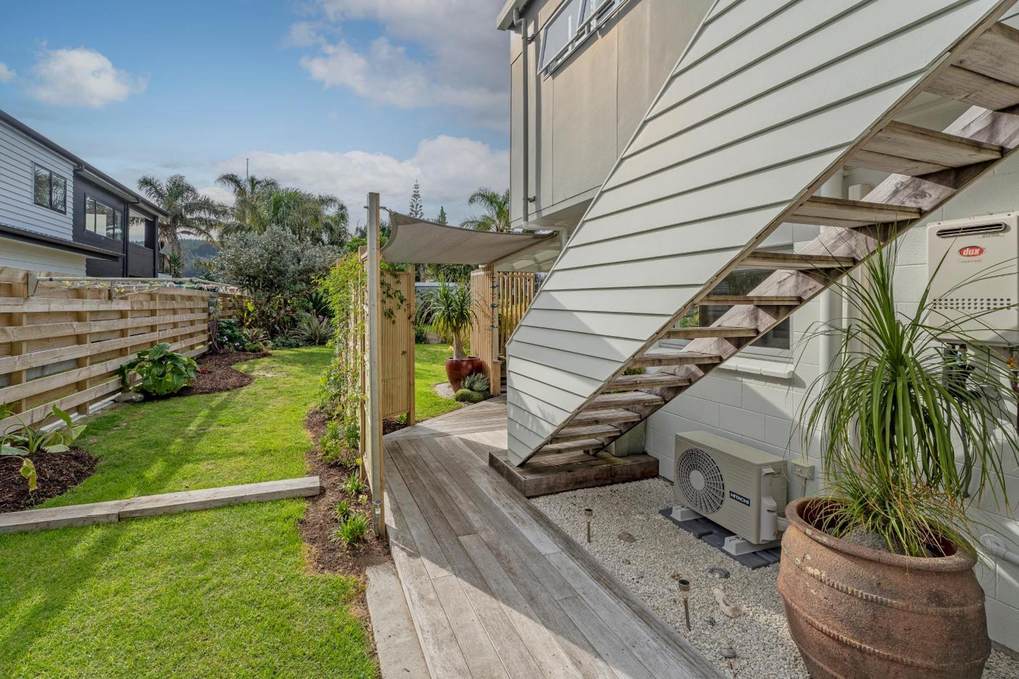 Coast Awhile - Whangamata Holiday Home 외부 사진